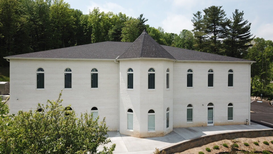 The Islamic Center of Western Pennsylvania, surrounded by trees in Wexford